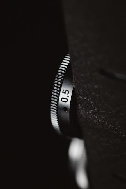 Precision dial showing 0.5 interest rate